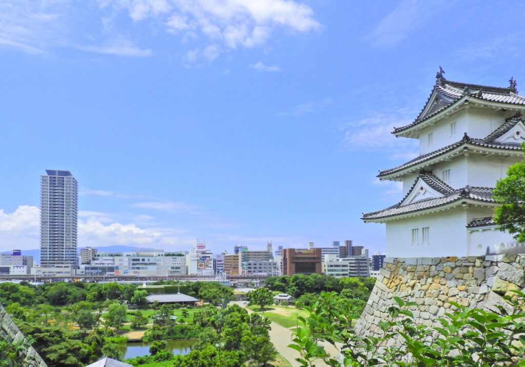 ③ 地域密着営業の強みを生かします。