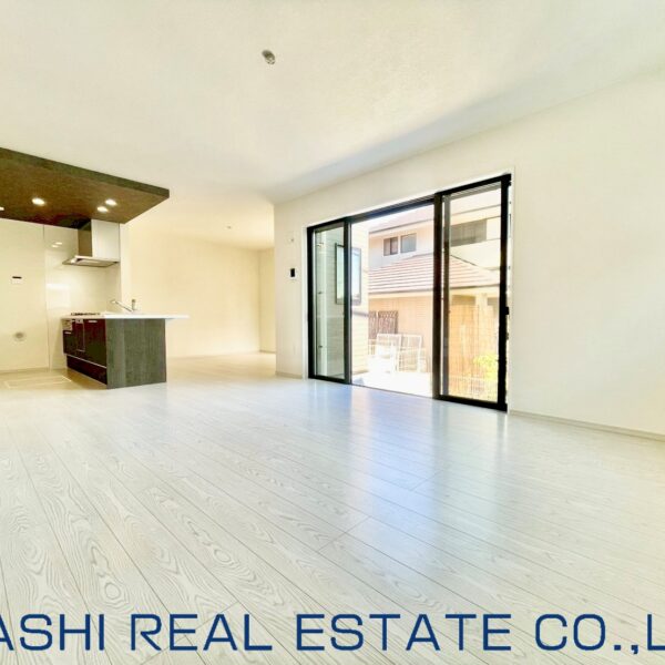 2025年12月完成予定リビング 2025年12月完成予定リビング